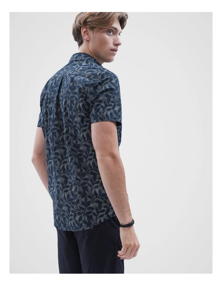 Etched Leaf Regular Fit Shirt in Navy