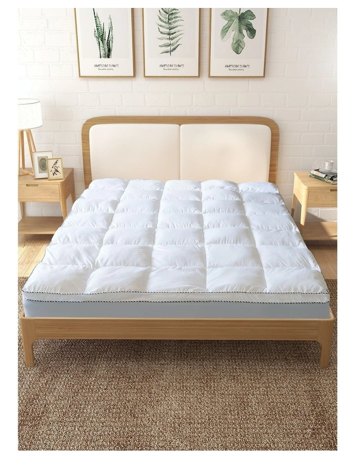 Luxury Bamboo Fabric Mattress Pad Topper Cover in White