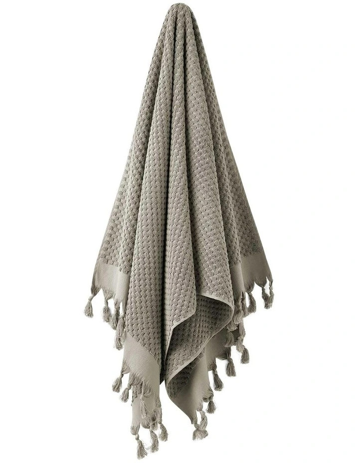 Milos Bath Towel Set in Feather