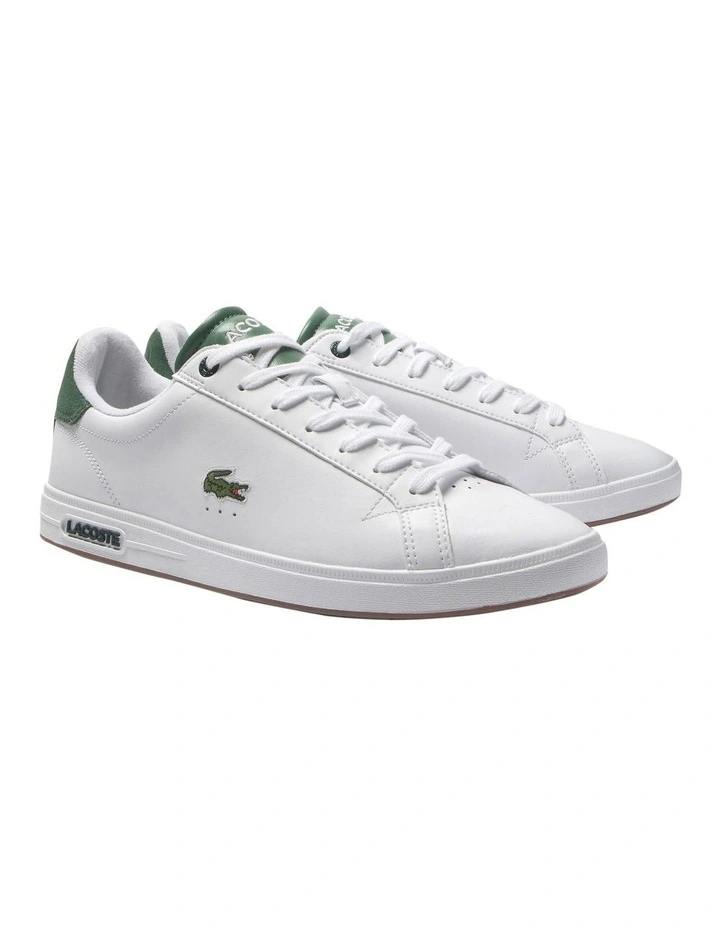 Graduate Pro Sneakers in White/Gum