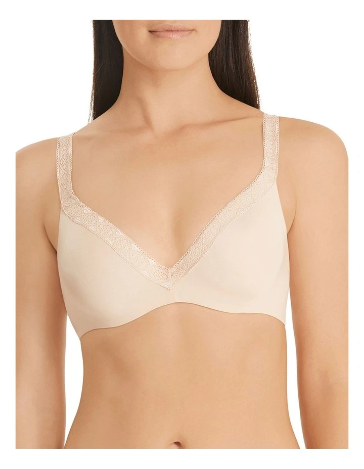 Barely There T-Shirt Bra in Blush