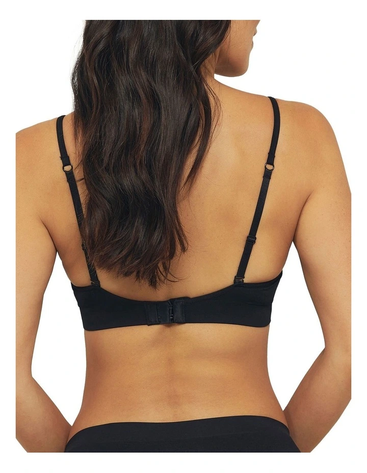 Bare Essentials Moulded Wirefree Bra in Black