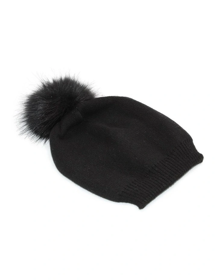Estella Beanie in Black