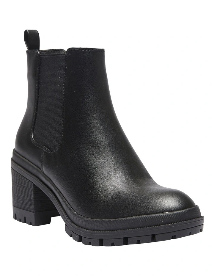 Keira Boot In Black Smooth