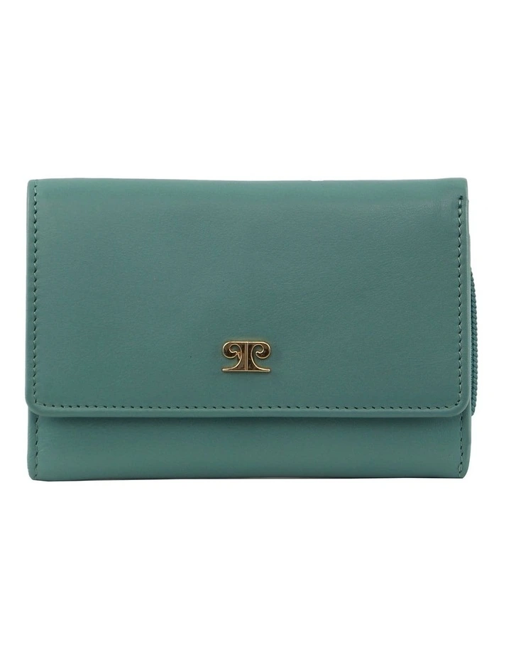 Leather Large Tri-Fold Wallet in Moss