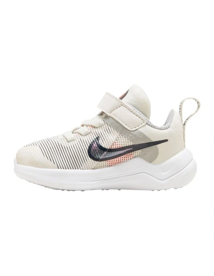 Downshifter 12 Sport Shoes in Ivory
