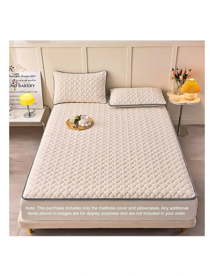 Mattress Fleece Clover Bed Protector 183cm in Beige