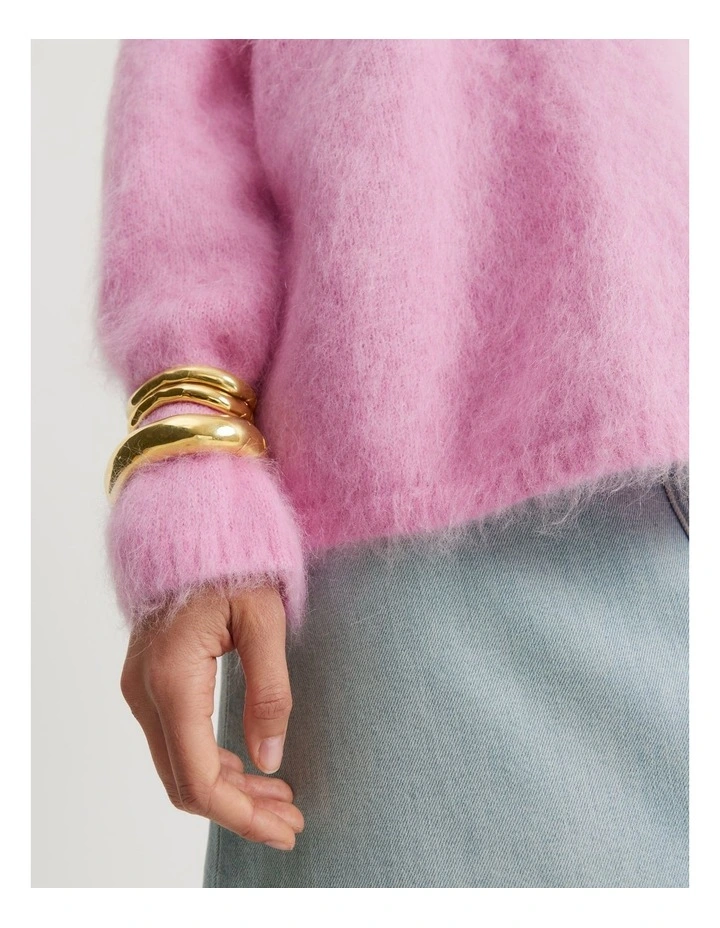Soft Fluffy Crew Neck in Rosetta