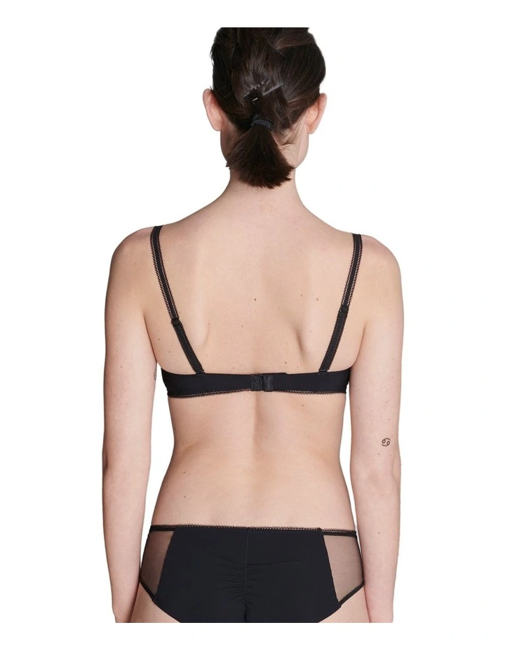Amazone Full Cup Plunge Bra in Black