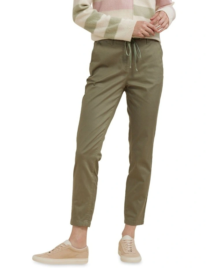 Washed Stretch Pant in Green Mist