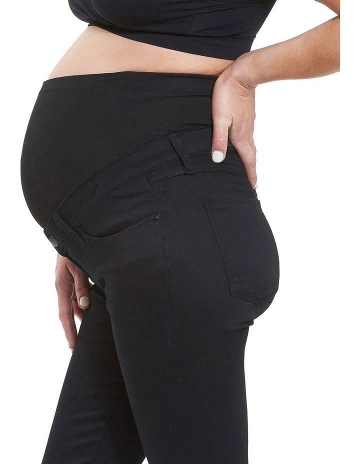 Rebel Ankle Grazer Jegging in Black