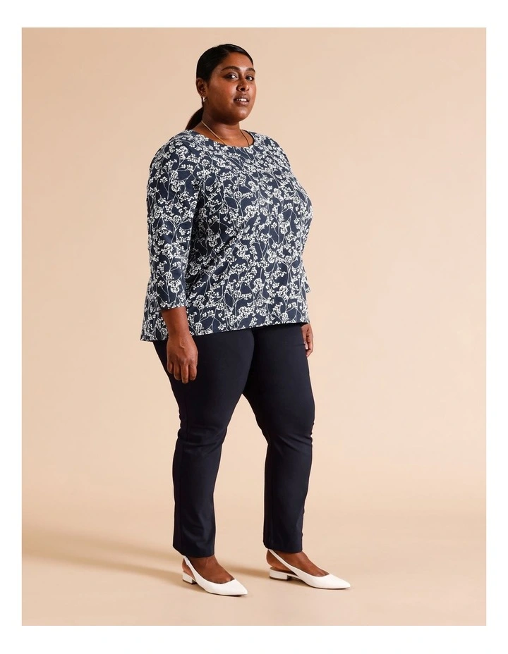 Sustainable Viscose Blend Wardrobe Staple Slim Pant In Navy