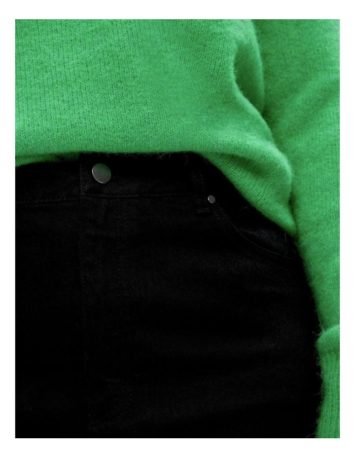 7/8 Straight Jean in Black