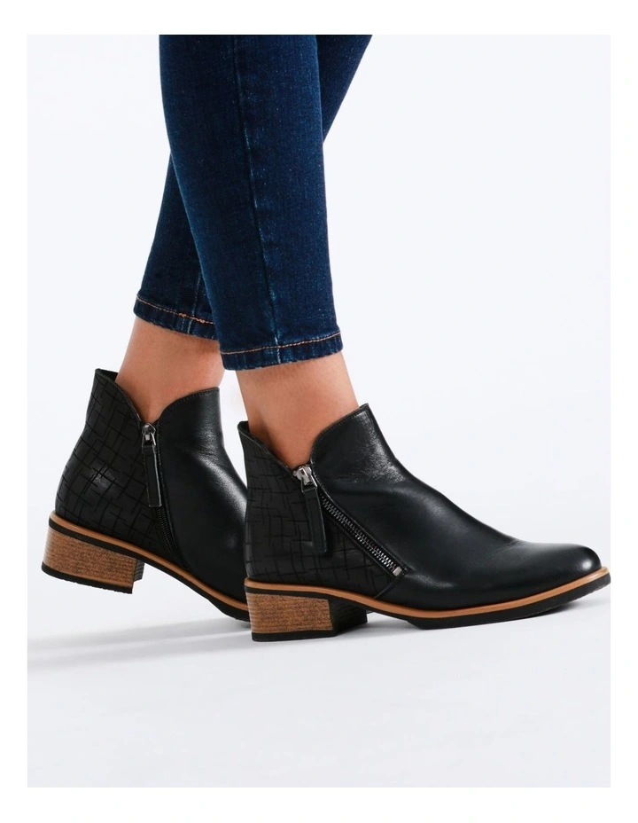 Dallas Black Leather Boot