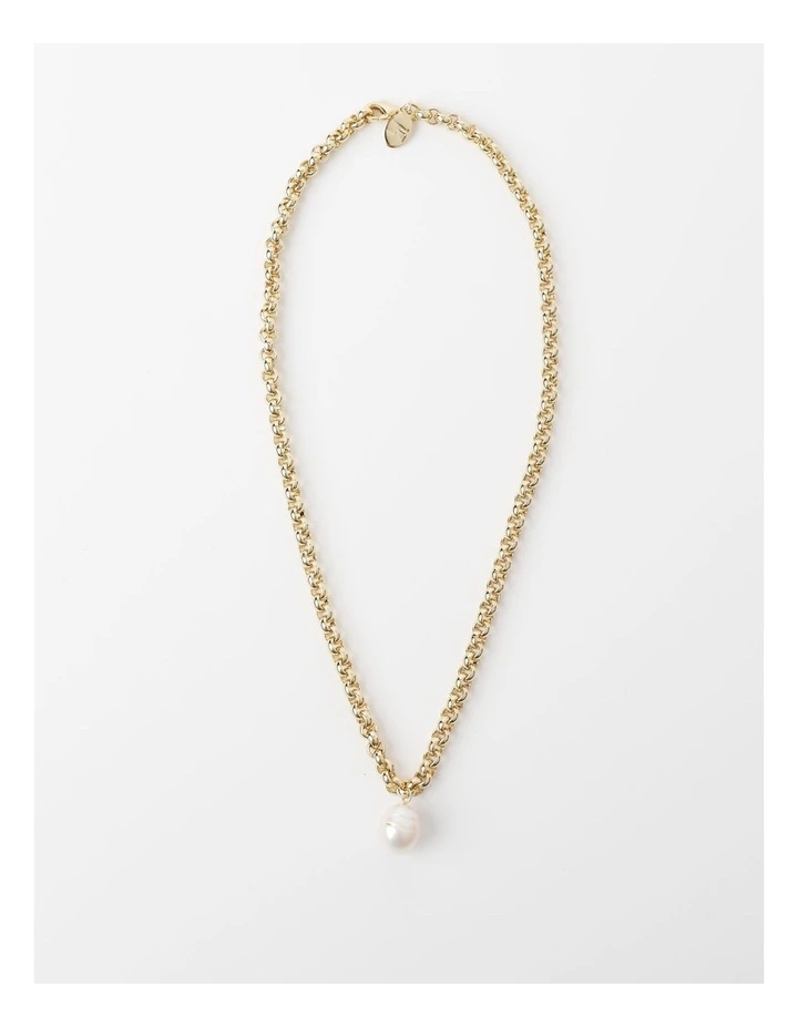 Vintage Chain & Freshwater Pearl Necklace in Gold