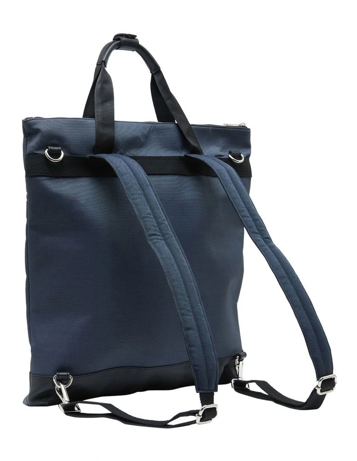 Boston Totepack in Navy