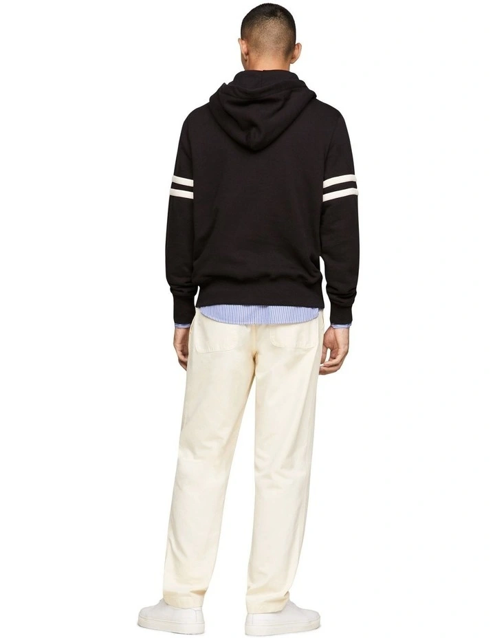Laurel Monotype Hoodie in Black