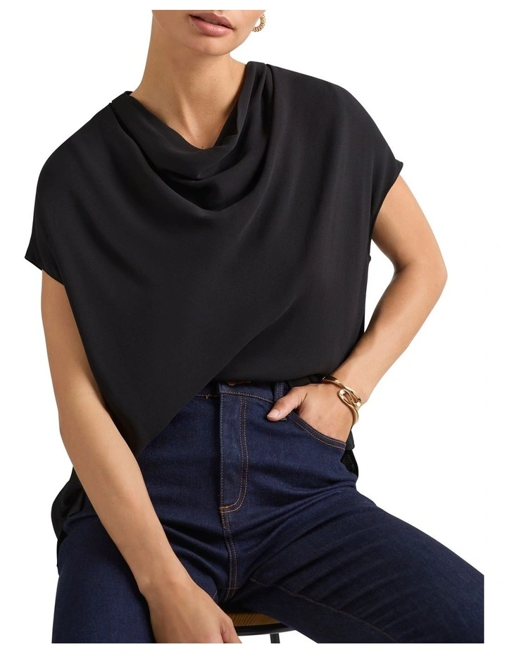 Kamani Top in Black
