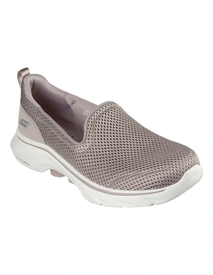 Go Walk 7 Razi Shoes in TPE Taupe