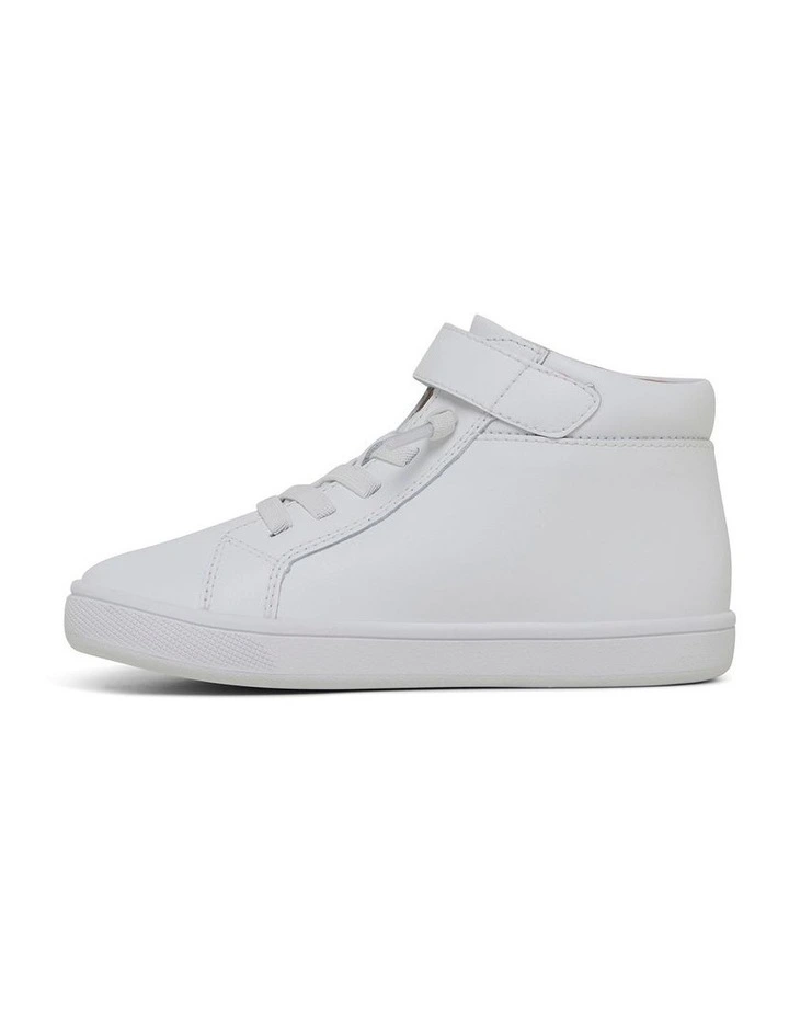 RB Horizon Boots in White