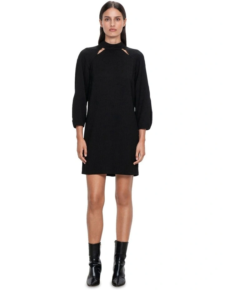 Crinkle Double Weave Shift Dress in Black