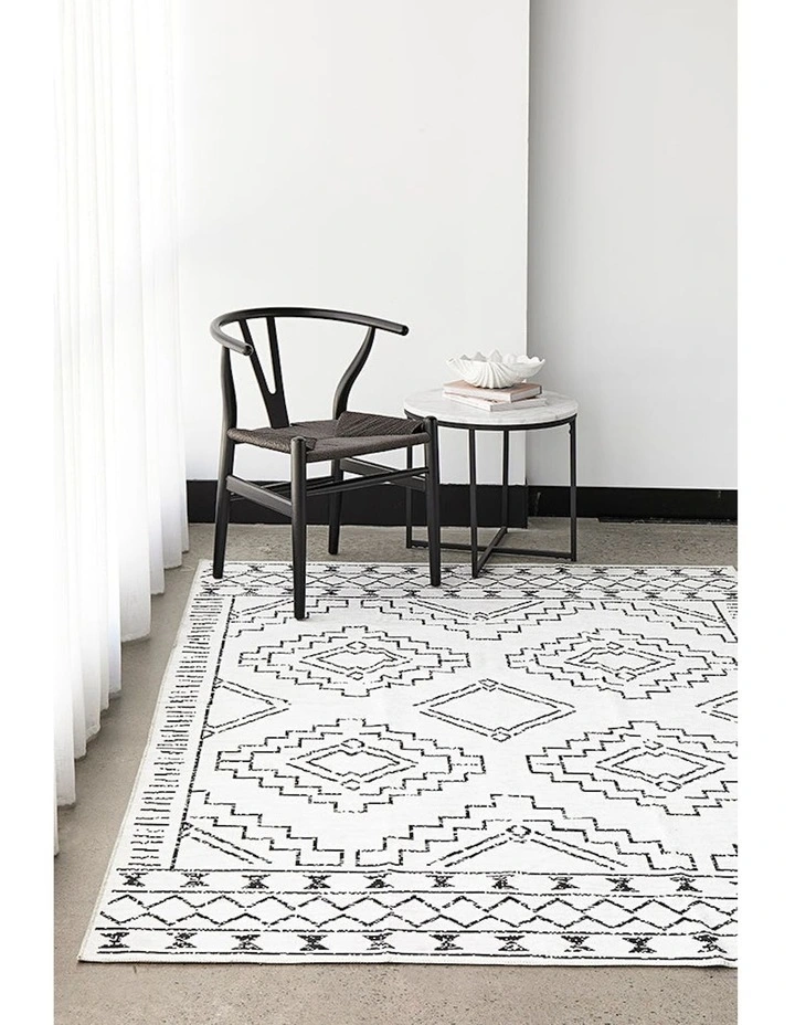 Kindred Leeroy Washable Rug in White