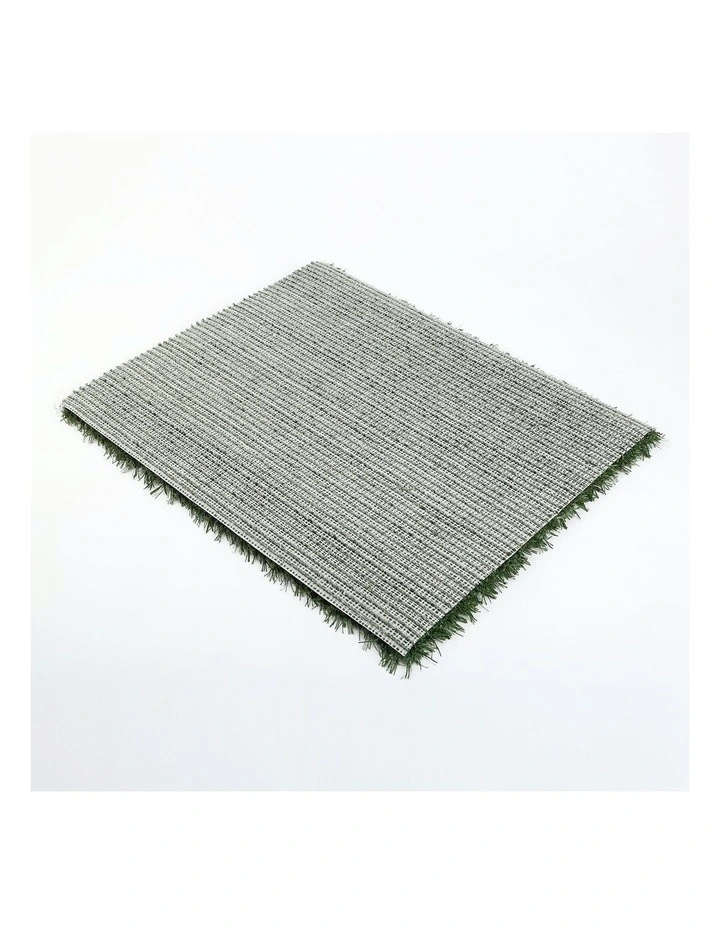 1 Grass Mat 63.5cm x 38cm in Green
