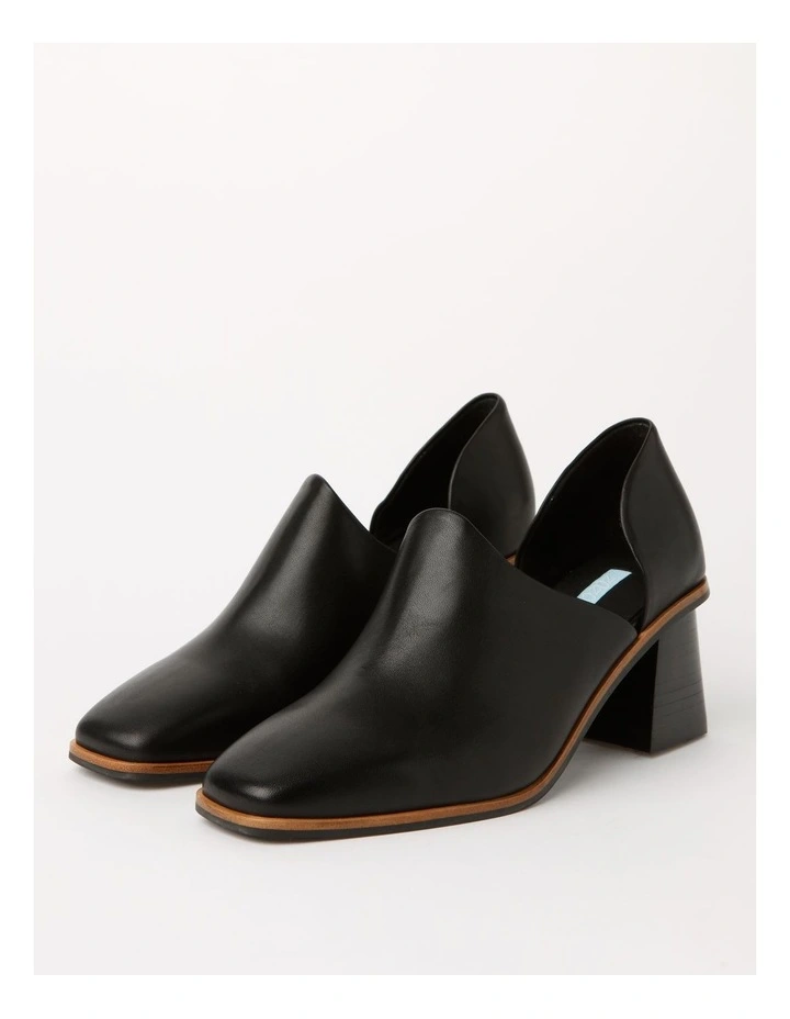 Gracie Heeled Shoes in Black Leather