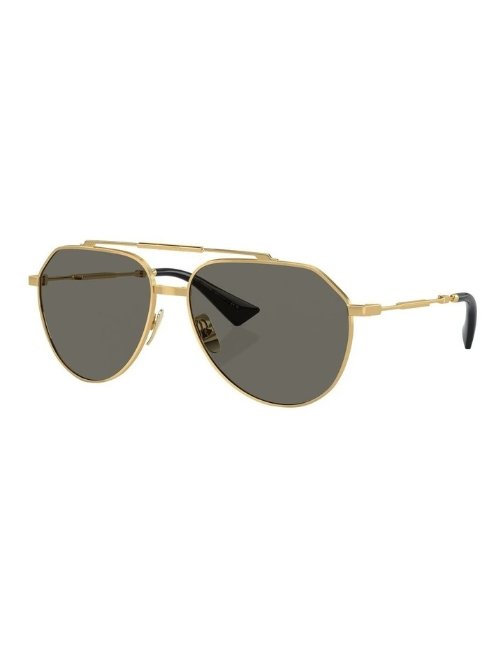 Sunglasses in Gold
