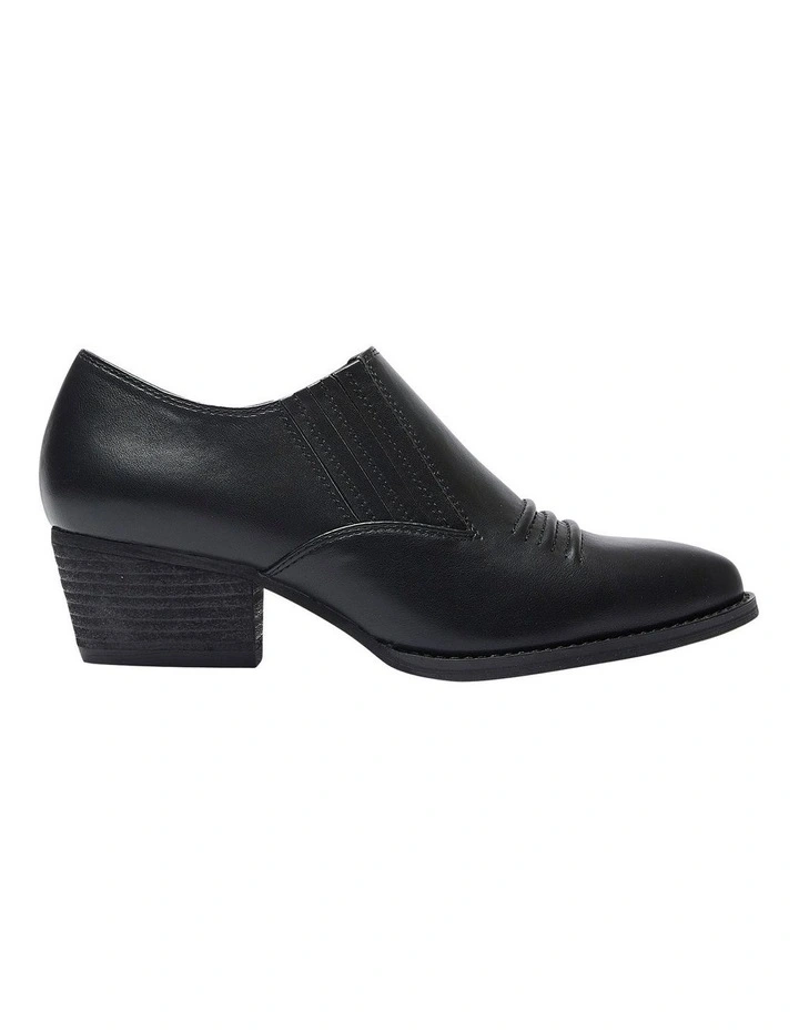 Trick Shoes in Black Smooth
