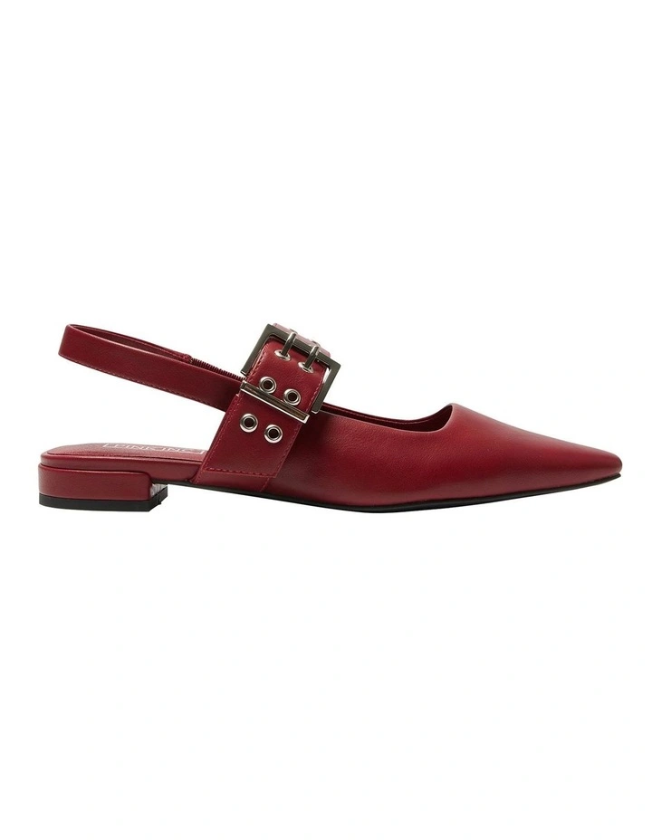 Babe Flat Shoes in Red Smooth