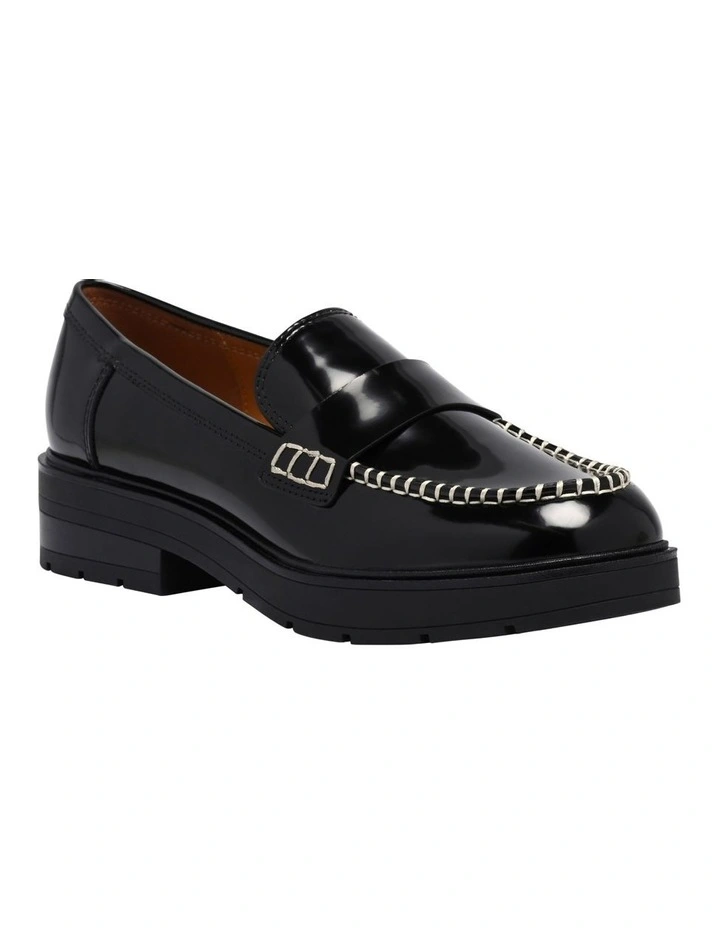 Kipla Loafer in Black