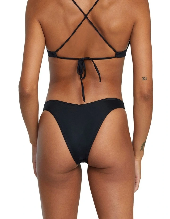 Solid Medium Bikini Bottoms in Black