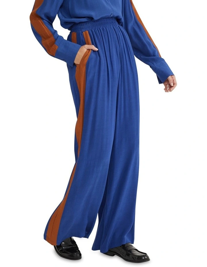 Chantel Contrast Panel Pants in Blue