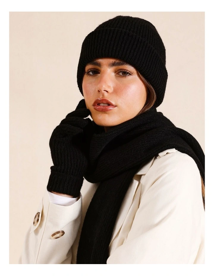Rib Gloves in Black
