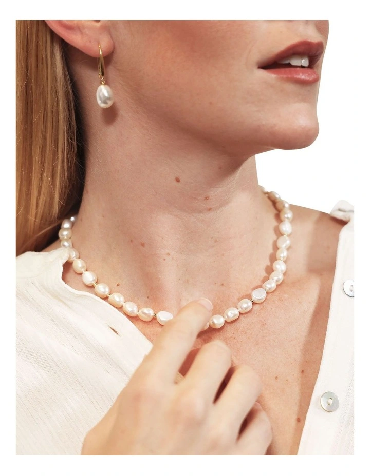 Baroque Pearl Necklace In Gold