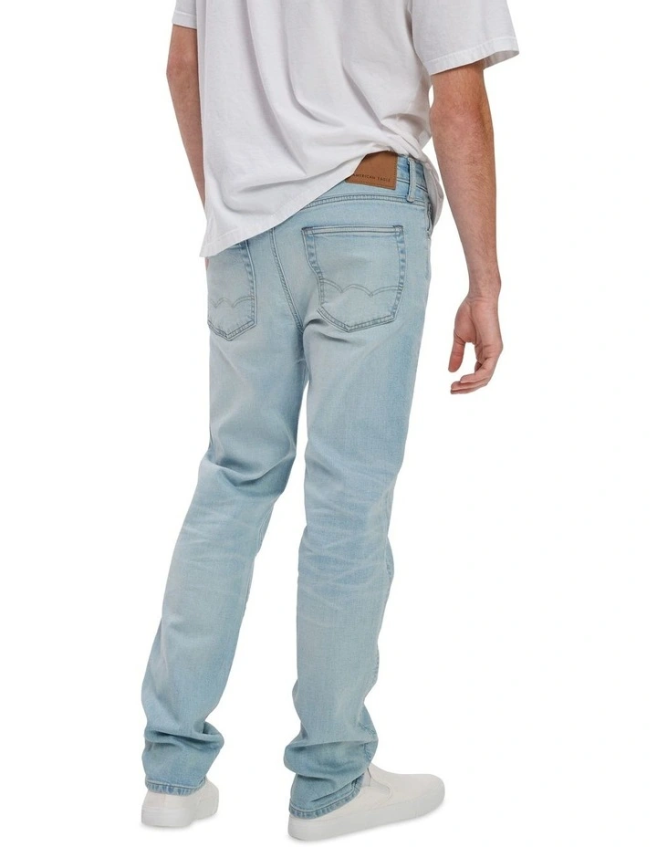 AirFlex Slim Straight Jean in Authentic Light