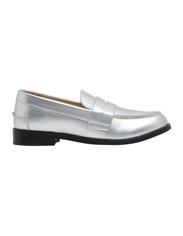 Penny Loafer in Metallic Silver