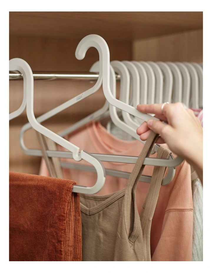 Orderly 5pc Anti-tangle Hanger St Ecru