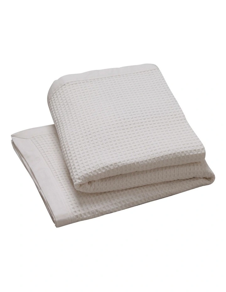 Waffle Blanket in White