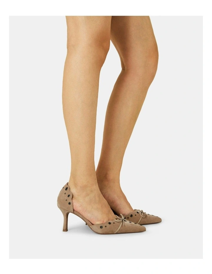 Illasi Heels in Sand