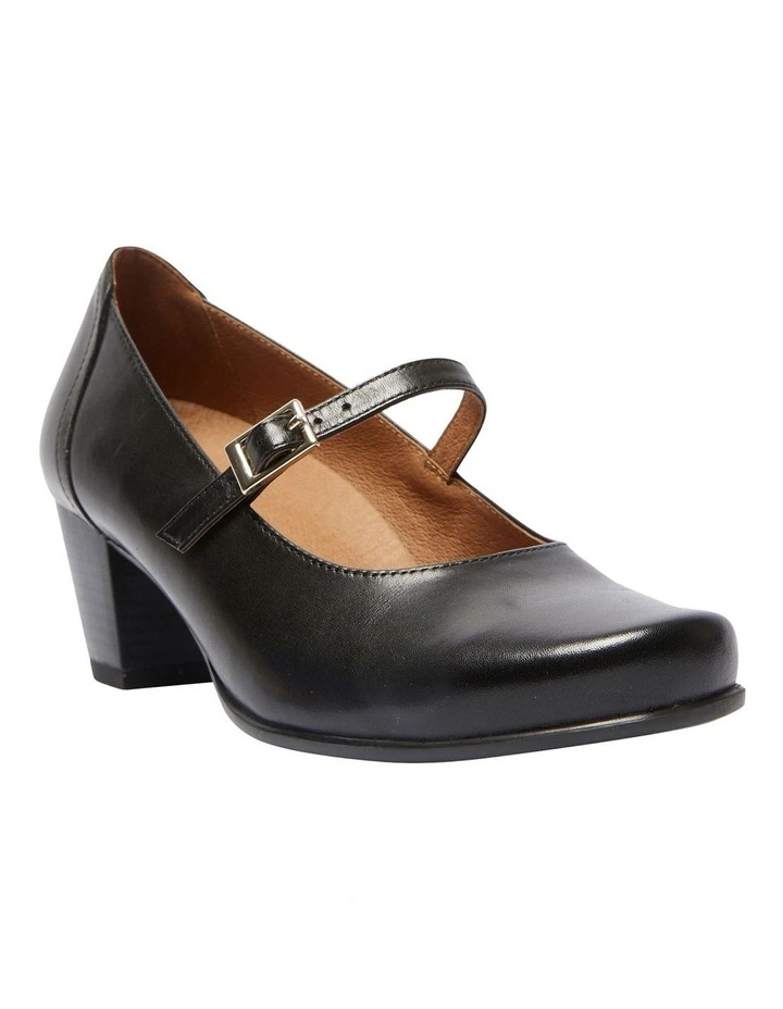 Casino Heeled Shoes in Black Leather