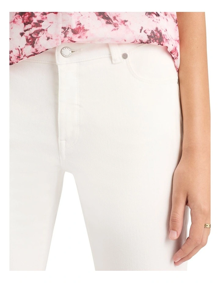 Amanda Slim Leg Jean in White