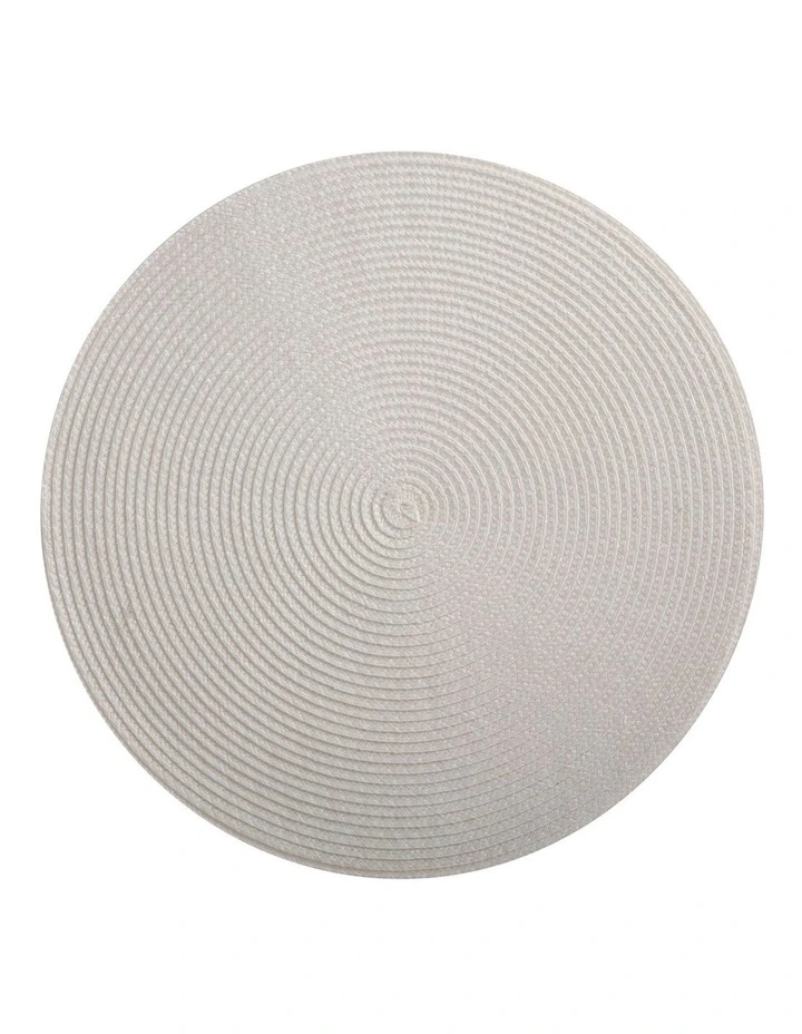 Table Accents Round Placemat in White