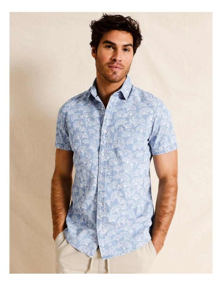 Ginkgo Le Floral Print Short Sleeve Shirt in Blue