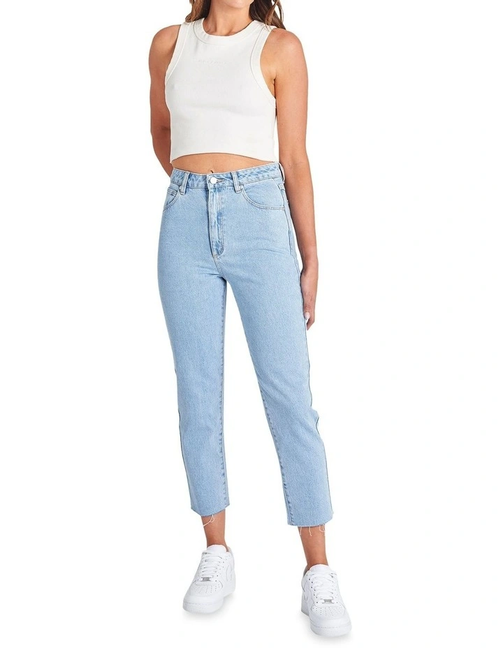 A '94 High Slim Mom Jean Walkaway