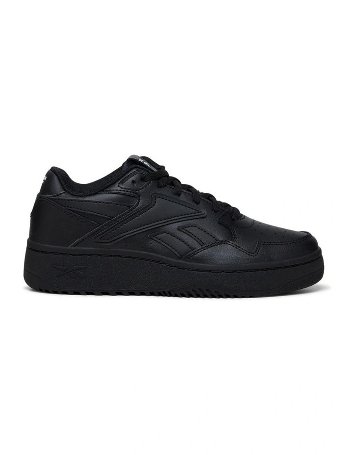 Atr Chill Sneakers in Black