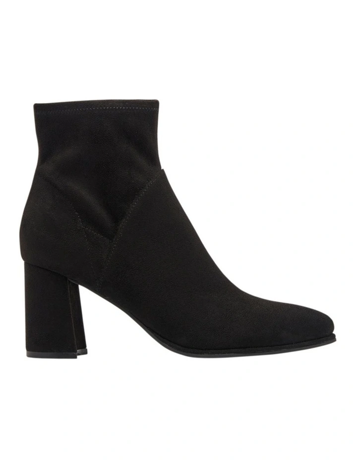 Drins Ankle Boot in Black