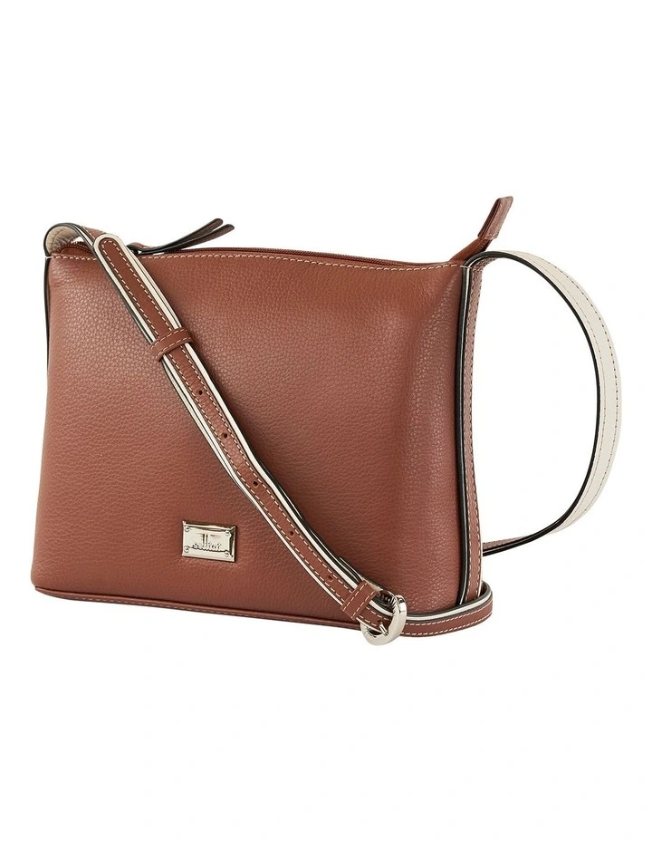 Kiama Crossbody Bag in Chestnut