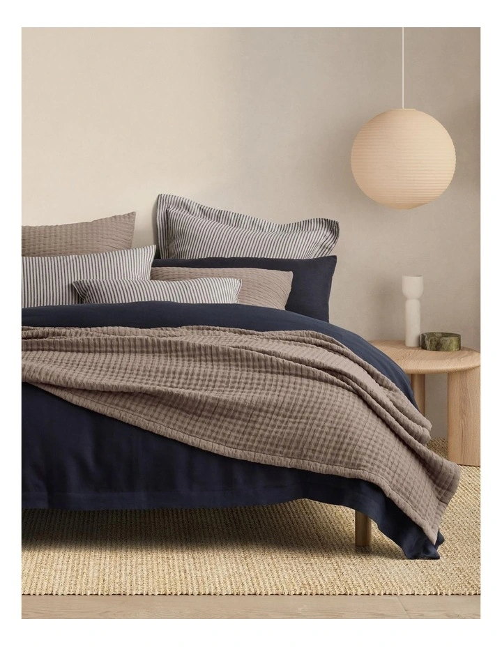 Branler Bedcover in Mocha